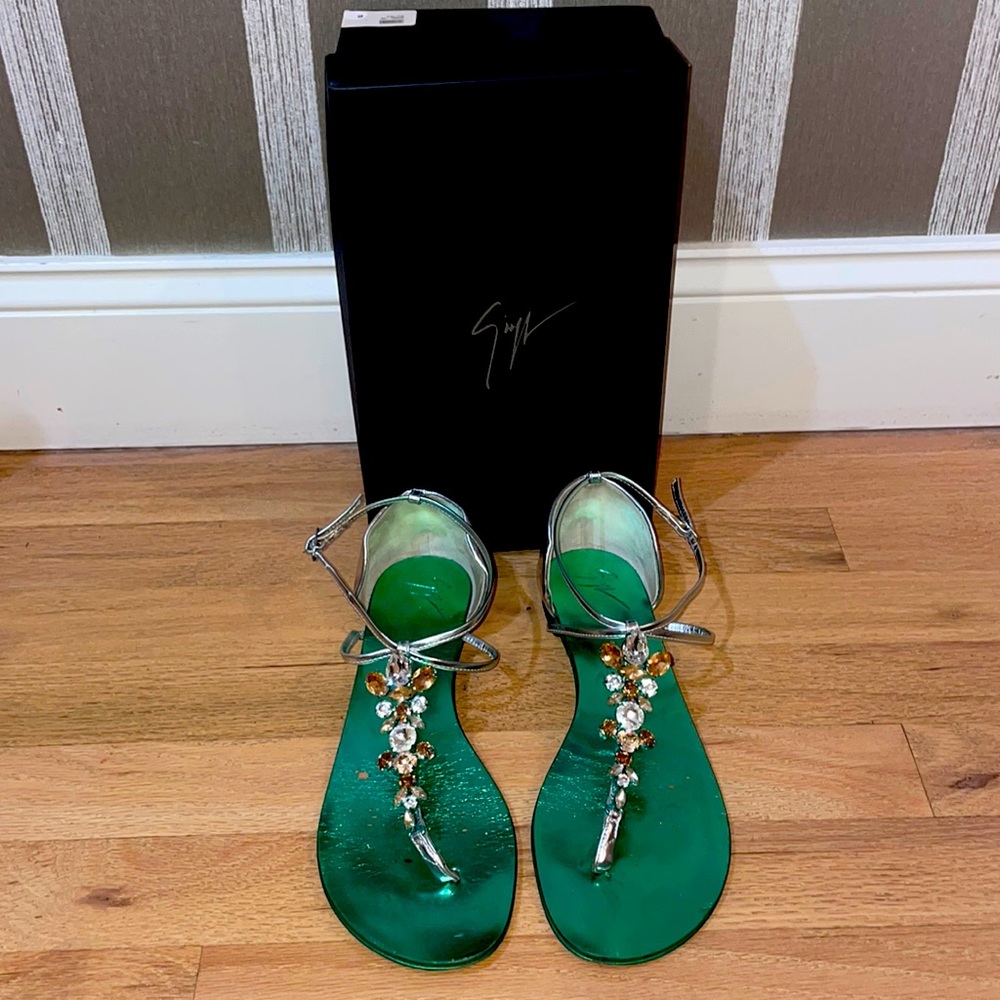 100% authentic! Giuseppe Zannotti !